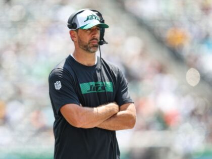 NFL Agent: Jets in ‘Complete Disarray,’ Says Rodgers ‘Not a Team Player’