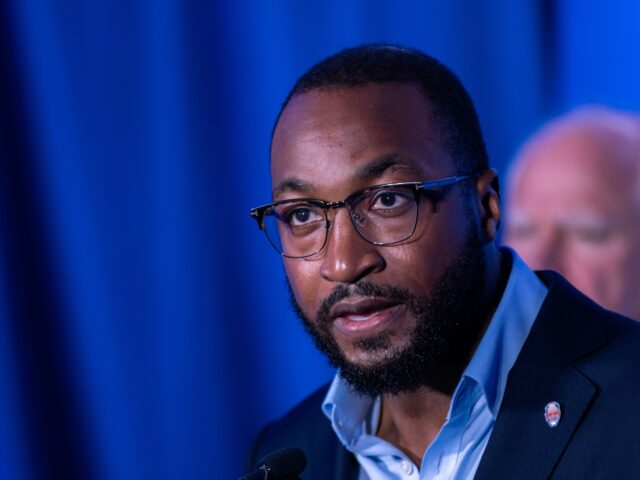 Harris Campaign Manager Promises Citizenship to Migrants ‘Who Do It in the Right Way’